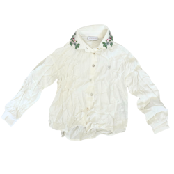 Chemise blanche Monnalisa avec col brodé – Élégance raffinée et détails floraux