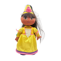 Poupée princesse en robe jaune – Avec coiffe et collier