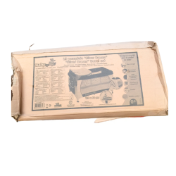 Lit parapluie BabyMoov Silver Dream – complet avec accessoires. Produit neuf, boîte abîmée.