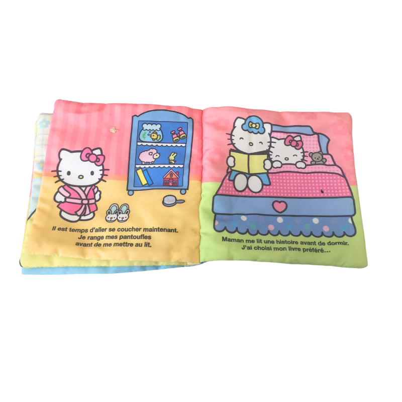 Livre en Tissu Hello Kitty – Occasion – Déstockage