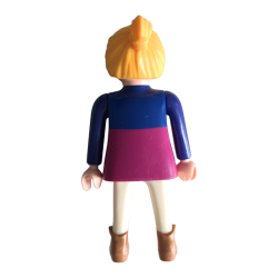 Figurine enfant personnage femme jouet
