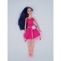Barbie danseuse cheveux...