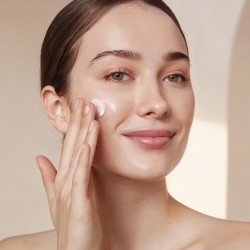 Smooth aloe vera face mousse - soft & hydrated skin