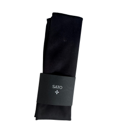 Essuie-lunettes SATO noir – Style graphique et efficacité redoutable